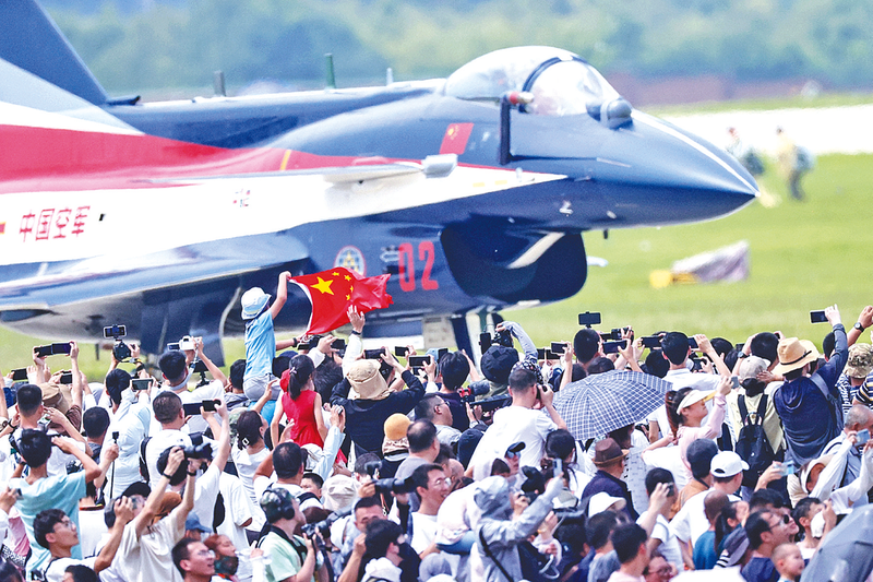 美女插逼视频污污长春航空展迎来首个公众日